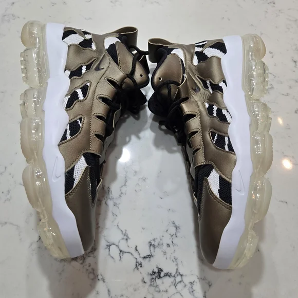 Nike Air VaporMax Men's Gliese Metallic Field AO2445-900 New